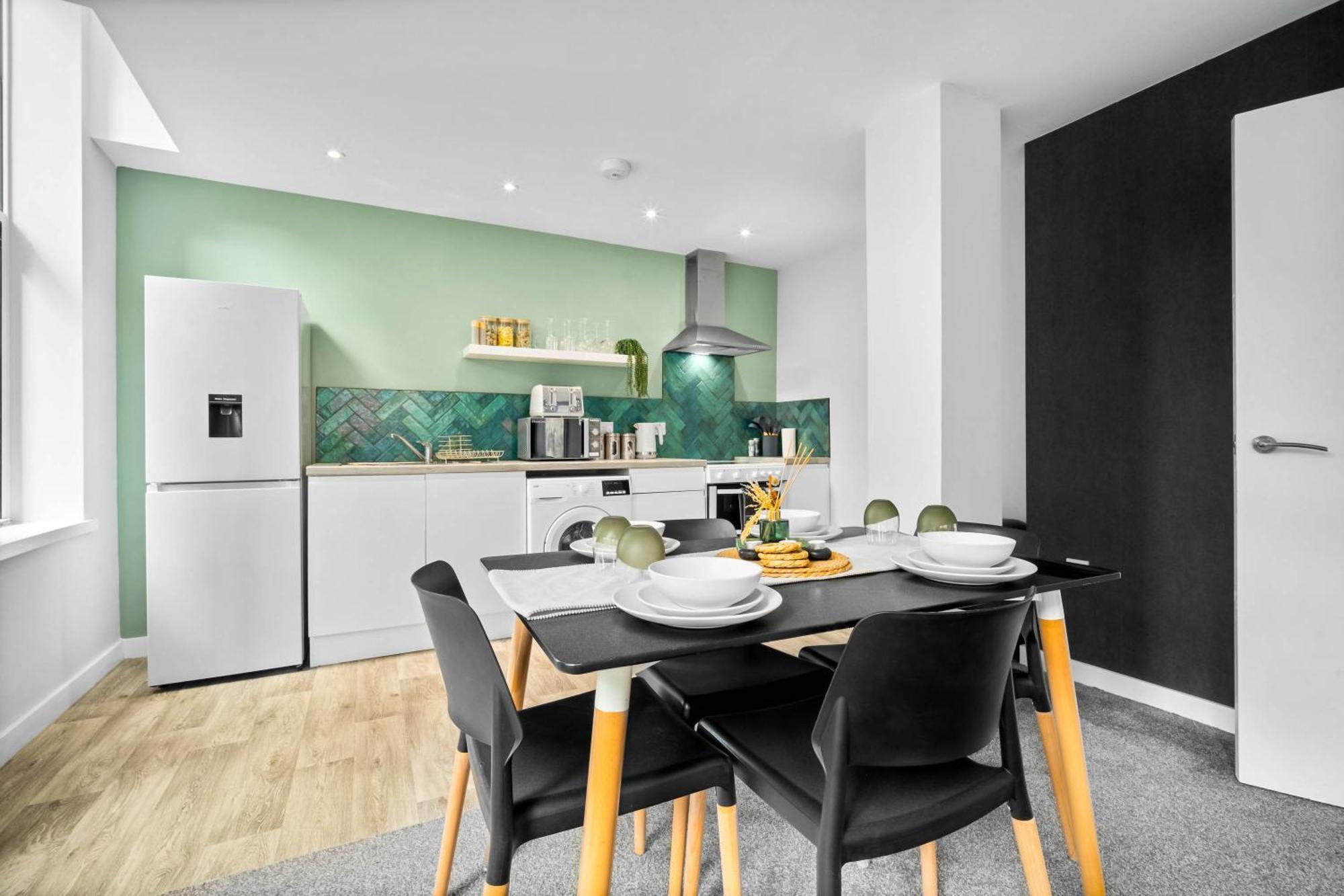 Luxury Apartment - Secure Parking - Gated Development - Near Jq & Birmingham City Centre 6Sh Exteriör bild